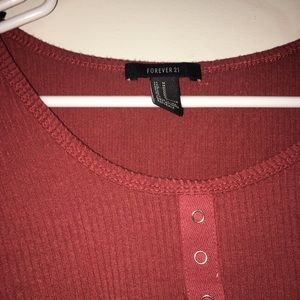 Cropped reddish pink top